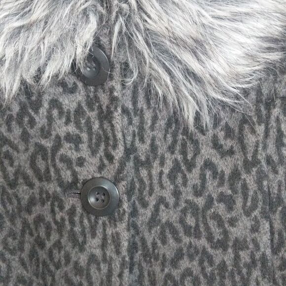 Original Frenchi Leopard Faux Fur Trim Coat - Picture 6 of 13